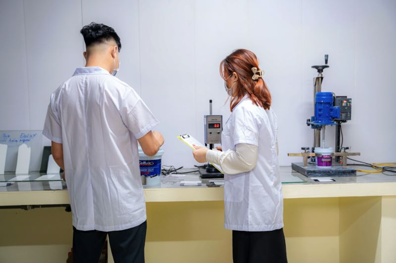 Quy trình gia công sơn nước đạt chuẩn, đảm bảo chất lượng đồng nhất