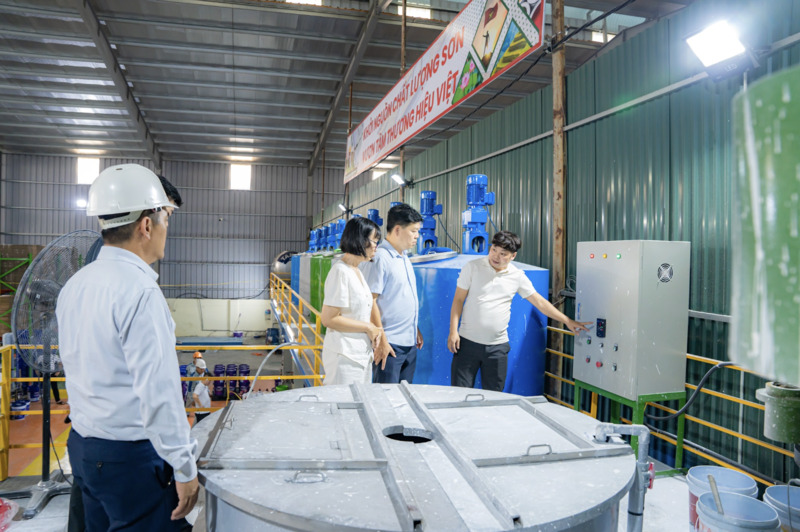 Làm thế nào để gia công sơn thương hiệu riêng?